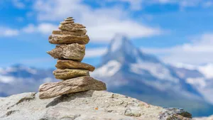 Ganzheitliche Schmerztherapie Schleudertrauma APM Therapie RadloffQiFluss Praxis Rüti ZH